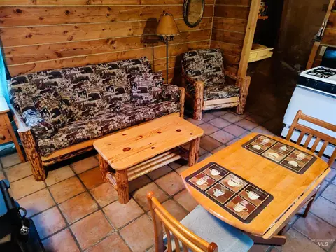 Dining - 110 Black Diamond Ln, Dixie, ID 83525 photo 2 of 2
