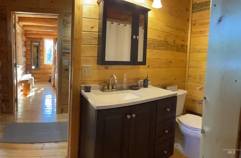 Bath - 625 Rhett Creek Rd, Dixie, ID 83525 photo 1 of 1
