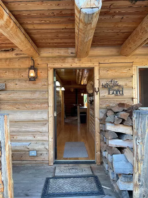 Entry Way - 625 Rhett Creek Rd, Dixie, ID 83525 photo 1 of 11