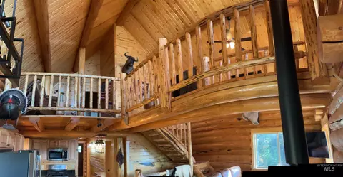 Entry Way - 625 Rhett Creek Rd, Dixie, ID 83525 photo 7 of 11