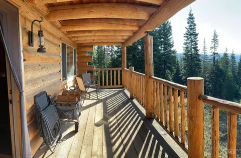 Exterior - 625 Rhett Creek Rd, Dixie, ID 83525 photo 6 of 13