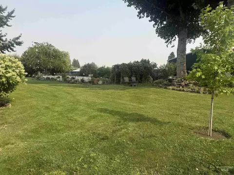 Exterior - 1624 Birch Ave, Lewiston, ID 83501 photo 5 of 15
