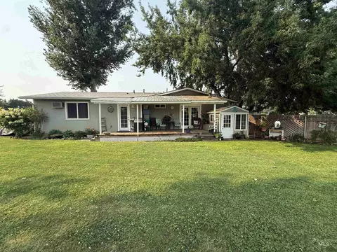 Exterior - 1624 Birch Ave, Lewiston, ID 83501 photo 3 of 15