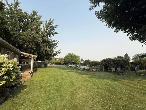 Exterior - 1624 Birch Ave, Lewiston, ID 83501 photo 2 of 15