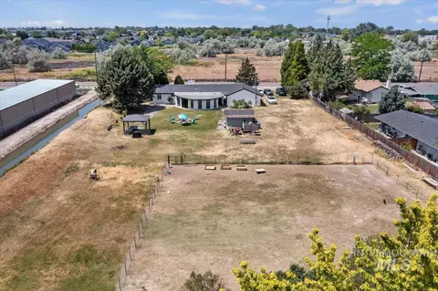 3819 S Montana, Caldwell, ID 83605