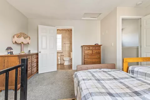Bedroom - 916 Graycliff Dr, Caldwell, ID 83607 photo 1 of 3