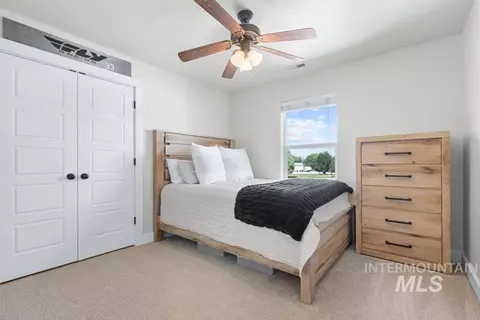 Bedroom - 23800 Breyer Rd, Caldwell, ID 83607 photo 3 of 6