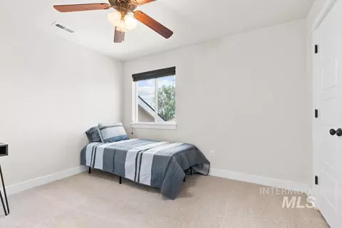 Bedroom - 23800 Breyer Rd, Caldwell, ID 83607 photo 4 of 6
