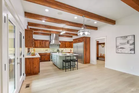 Kitchen - 1674 S Water Leaf Ave, Eagle, ID 83616 photo 7 of 8