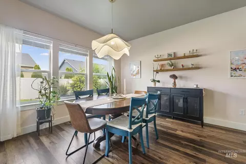 Dining - 973 Birchton Loop, Twin Falls, ID 83301 photo 2 of 3