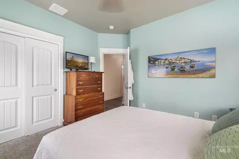 Bedroom - 973 Birchton Loop, Twin Falls, ID 83301 photo 2 of 2