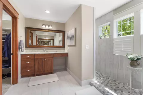 Bath - 3279 Longbow Dr, Twin Falls, ID 83301 photo 4 of 6