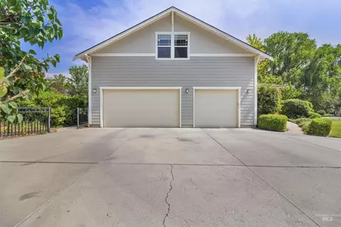 Exterior - 3279 Longbow Dr, Twin Falls, ID 83301 photo 6 of 10