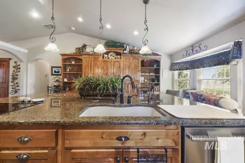 Kitchen - 3491 E 3180 N, Kimberly, ID 83341 photo 3 of 4