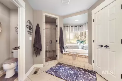 Bath - 3491 E 3180 N, Kimberly, ID 83341 photo 3 of 6
