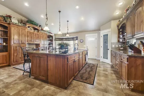 Kitchen - 3491 E 3180 N, Kimberly, ID 83341 photo 2 of 4