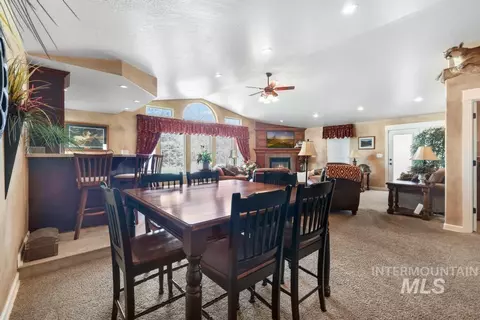 Dining - 3491 E 3180 N, Kimberly, ID 83341 photo 2 of 4