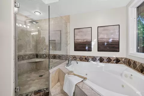 Bath - 3064 E Nature Dr, Boise, ID 83706 photo 2 of 6