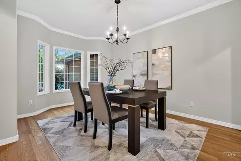 Dining - 3064 E Nature Dr, Boise, ID 83706 photo 3 of 4