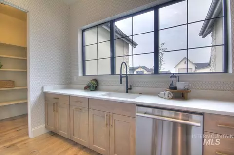 Kitchen - 542 Midpoint Ave, Middleton, ID 83644 photo 7 of 8