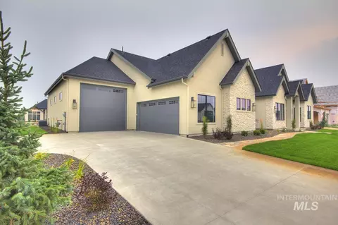 Exterior - 542 Midpoint Ave, Middleton, ID 83644 photo 1 of 5