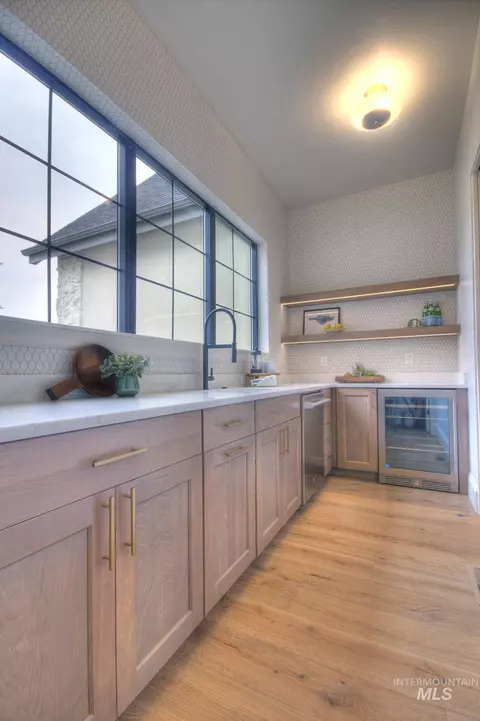 Kitchen - 542 Midpoint Ave, Middleton, ID 83644 photo 8 of 8