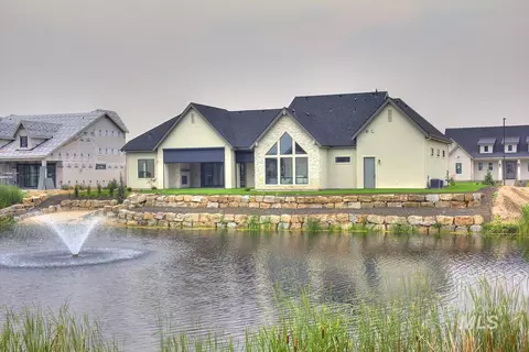 Exterior - 542 Midpoint Ave, Middleton, ID 83644 photo 5 of 5