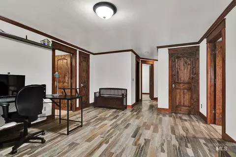 Entry Way - 457 E Beacon Light Rd, Eagle, ID 83616 photo 2 of 2