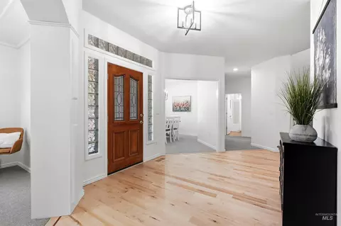 Entry Way - 2464 E Lenox Ct, Eagle, ID 83616 photo 1 of 4