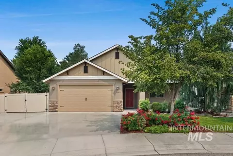 2372 E Lochmeadow Ct, Meridian, ID 83646