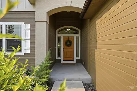 1403 W Raelin, Nampa, ID 83686