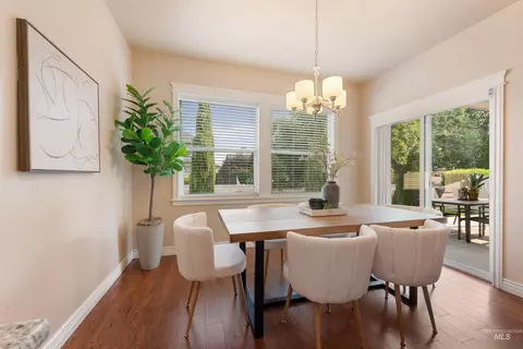 Dining - 256 Edmonds Dr, Meridian, ID 83642 photo 1 of 2