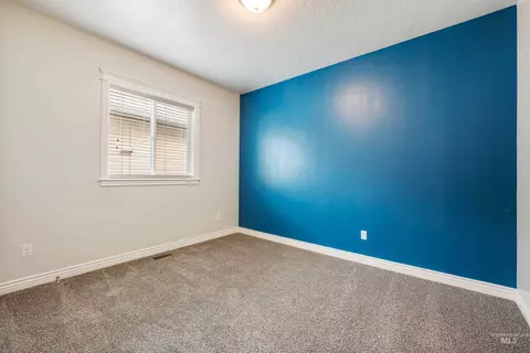 Bedroom - 256 Edmonds Dr, Meridian, ID 83642 photo 2 of 4