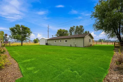 Exterior - 14666 Willis Rd, Caldwell, ID 83607 photo 9 of 16