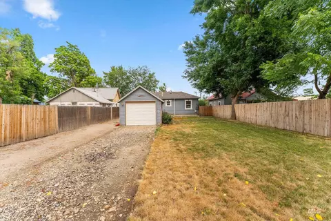 Exterior - 409 N 7th St, Payette, ID 83661 photo 6 of 10