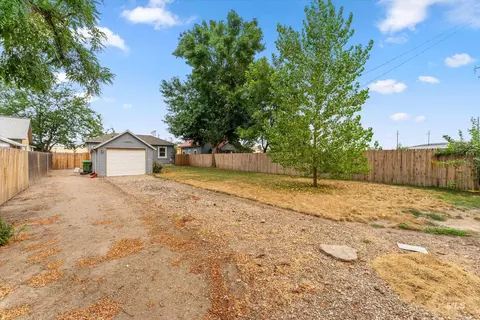 Exterior - 409 N 7th St, Payette, ID 83661 photo 5 of 10