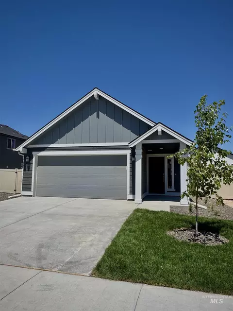 640 SW Mendenhall St #13/1, Mountain Home, ID 83647