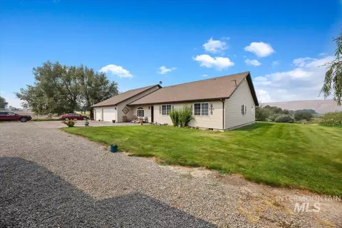Exterior - 2819 S 850 E, Hagerman, ID 83332 photo 9 of 11