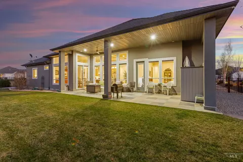 Exterior - 6098 W Striker Ct, Eagle, ID 83616 photo 16 of 16