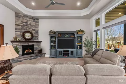Living - 6098 W Striker Ct, Eagle, ID 83616 photo 1 of 2