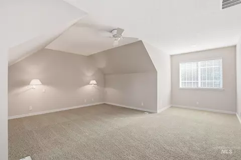 Bedroom - 1007 W Oakhampton Dr, Eagle, ID 83616 photo 4 of 4