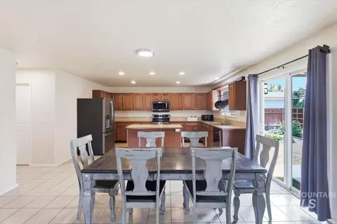 Dining - 16765 Ardyce Ave, Caldwell, ID 83607 photo 1 of 1