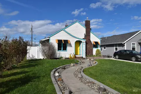 1024 10th St, Clarkston, WA 99403