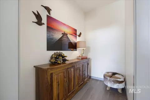 Entry Way - 514 W Carnelian Ln, Eagle, ID 83616 photo 2 of 3