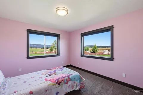 Bedroom - 13945 Galloping Rd, Mccall, ID 83638 photo 4 of 7