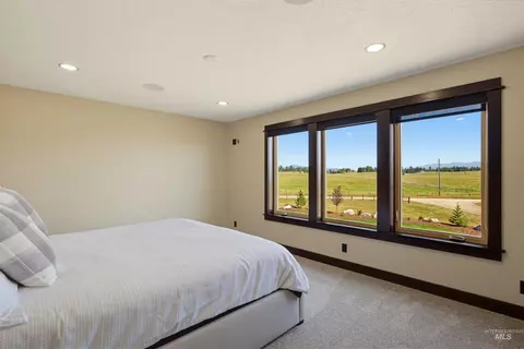 Bedroom - 13945 Galloping Rd, Mccall, ID 83638 photo 5 of 7