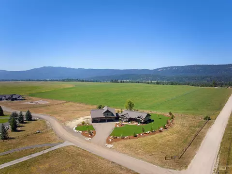 Exterior - 13945 Galloping Rd, Mccall, ID 83638 photo 13 of 13