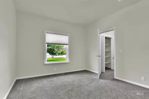 Bedroom - 15585 Moonstruck Dr, Caldwell, ID 83607 photo 6 of 6