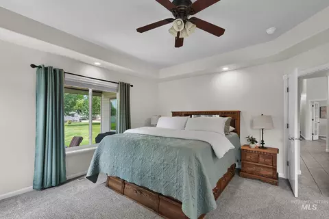 Bedroom - 15585 Moonstruck Dr, Caldwell, ID 83607 photo 2 of 6
