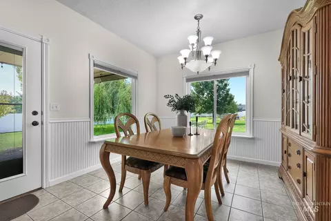 Dining - 15585 Moonstruck Dr, Caldwell, ID 83607 photo 1 of 2